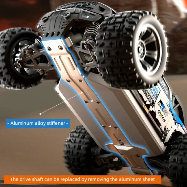 THE LINK 4WD Carbon Brush High-speed Car 18102 (5) THE LINK 4WD Carbon Brush High-speed RC Truck 18102