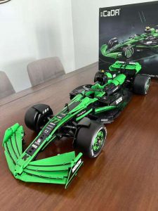 Kick Sauber F1 Team C44 C64010W photo review