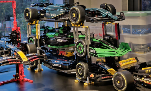 Kick Sauber F1 Team C44 C64010W photo review