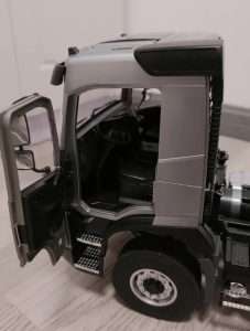 Double E Hobby E013 RC Volvo FMX 6x4 Hauler Truck photo review