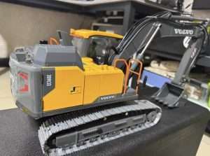 VOLVO RC EXCAVATOR DOUBLE E E010 photo review