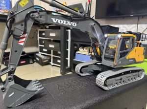 VOLVO RC EXCAVATOR DOUBLE E E010 photo review