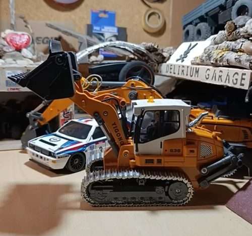 1/50 Yigong 636 RC Loader photo review