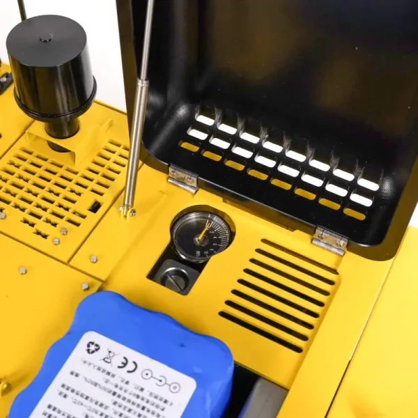 Komastu PC360 RC Hydraulic Excavator in 1:12 scale model
