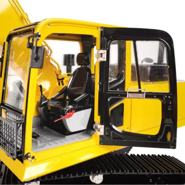 Komastu PC360 RC Hydraulic Excavator in 1:12 scale model