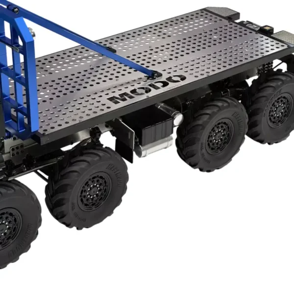 1/14 Iveco/Mercedes-Benz 8x8 RC crawler model