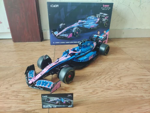 CaDA Alpine F1 car model