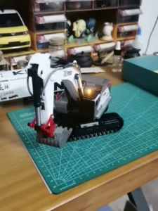 JL 1/50 RC Excavator 950 Metal RC Model photo review