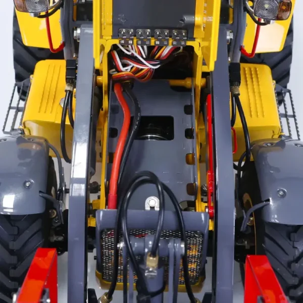 lesu-aoue--bl71-hydraulic-rc-backhoe-loader LESU AOUE BL71 hydraulic RC backhoe loader with support leg.